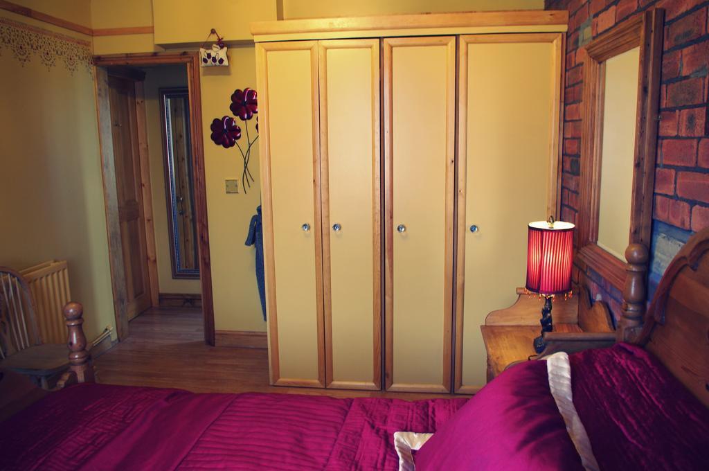 Crown House Suites Halifax Pokój zdjęcie