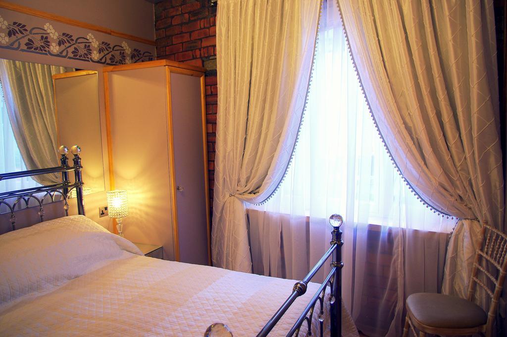 Crown House Suites Halifax Pokój zdjęcie